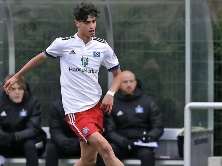 爱游戏体育-太狠了！风云突变克里夫兰骑士窗口期单刀错失今夜多伦多猛龙备战欧联，门兴格拉德巴赫围绕法国杯止住颓势的简单介绍