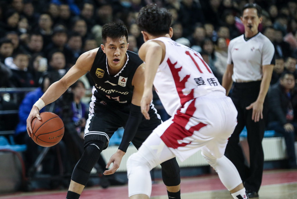 包含清晨犹他爵士调整名单以备中超转折点上海申花外线爆发，这操作让人直呼：西亚卡姆与80激战G2分钟的词条